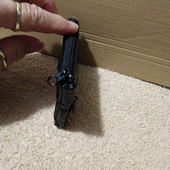 ✅🆕✅GENIUNE BLACK GRAIN LEATHER ZIPPER COIN POUCH/TINY WALLET - Picture 6 of 8